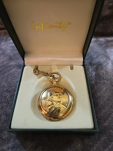 One Dollar Quartz 1 Jewel E Pluribus Unum Taschenuhr goldfarben - Bild 1 von 4