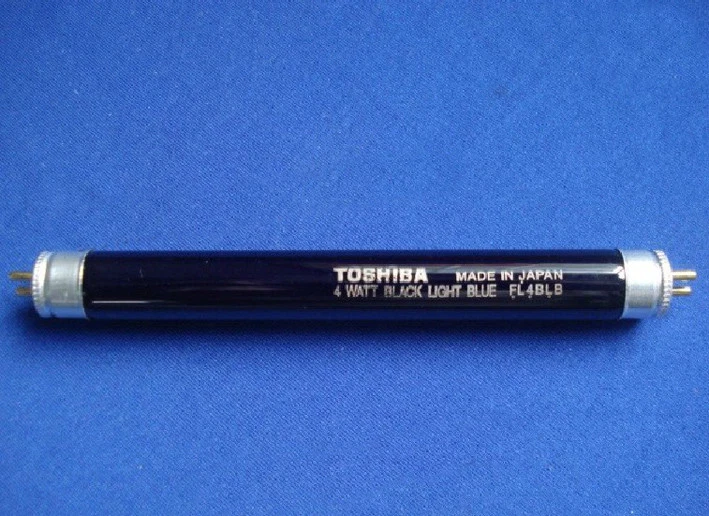 TOSHIBA FL4BLB G5 T5 150MM long 4W 90V-260V LAMP for currency detector  - Image 1 of 1