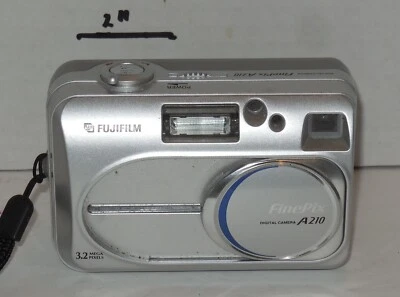Fujifilm FinePix A Series A210 3.2MP Digital Camera - Silver Tested Works - Image 1 of 4