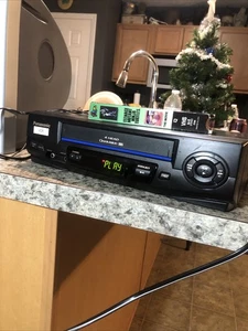 Panasonic Omnivision 4Head VHS PV-V4021 Blue Line Videorecorder Player Recorder OHNE FERNBEDIENUNG - Bild 1 von 15