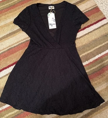 Mini Vestido Show Me Your Mumu de Encaje Negro Talla M Foto 1 de 4