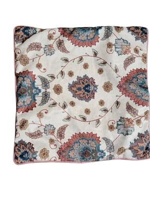 Pier 1 Funda Almohada 18x18" Terciopelo Borde Beige Rosa Descatalogada Difícil de Encontrar Foto 1 de 4