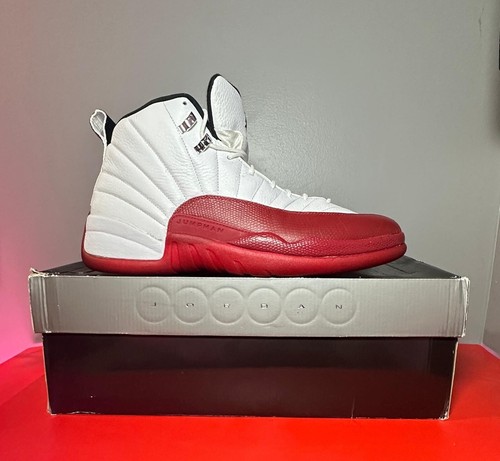 Taglia 13 Air Jordan 12 Retro 2009 Ciliegio