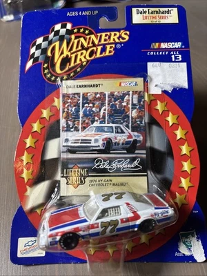 NASCAR Winner's Circle Dale Earnhardt Lifetime Series #77 Diecast Car & Card Nuevo Foto 1 de 4