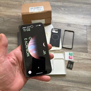 Google Pixel 9 Pro Fold 5G 256GB Excellent Screen - Warranty 10/2026 98% Battery - Picture 1 of 20