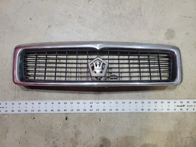 Chrysler TC By Maserati Parrilla Frontal Cromada Rejilla Emblema Medallón Carcasa Fabricante Original Foto 1 de 4