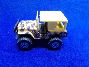 Matchbox Superfast #20 Desert Yellow Jeep 4x4 mit Top, Camo Print auf Modell - Bild 1 von 3