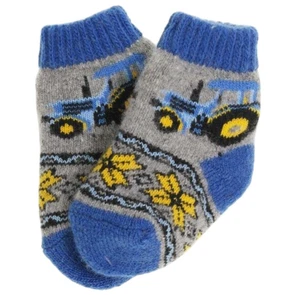 Blaue Traktor Kinder Wollmischung Socken Alter 0-1 Handarbeit warm weich Winter Strick Socken - Bild 1 von 2