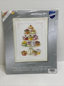 Vervaco Cupcakes Counted Cross Stitch Kit - Picture 1 of 5