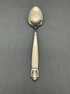 REED & BARTON 18/8 Stainless WATER LILY Flatware 6 1/8" TEASPOON Glossy - Picture 1 of 7