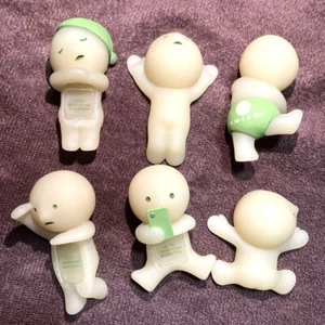 SMISKI Hippers Series GLOW IN THE DARK Mini Figure set di 6 tipi senza scatola JPN nuovo - Foto 1 di 24