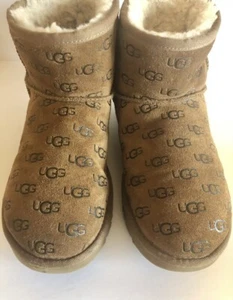 UGG Classic Mini II Embossed Chestnut Suede Sheepskin Lined Ankle Boots Women 5 - Bild 1 von 5