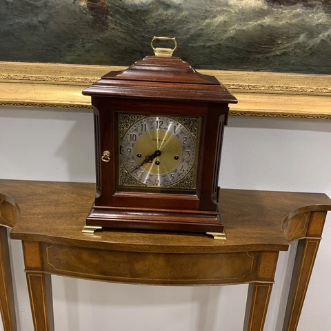 HOWARD MILLER 612-300 "EDINBURGH" WESTMINSTER CHIME MANTEL BRACKET CLOCK Cover