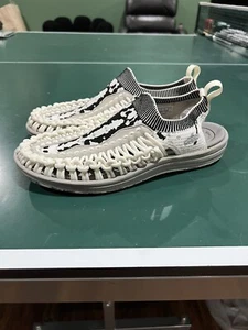 Keen Uneek Evo modische Sandale Cord Stern weiß/rabe Damengröße 10 1021268 - Bild 1 von 6