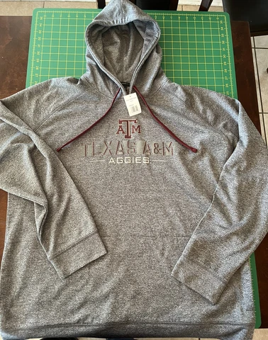 Champion ~ Texas A&M Hoodie ~ Size XL Sweatshirt Aggies NWT Cover