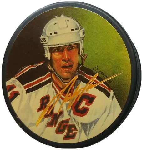 MARK MESSIER HOF STAMPED ON SIG! STICKER LOGO! NEW YORK RANGERS VICEROY PUCK Cover