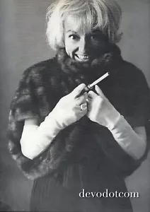 60's James Moore 4-Pge Fur Editorial - Channing-Gingold-Bea Lilli-Carol Burnett - Picture 1 of 6