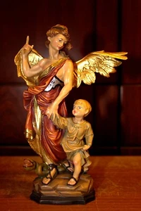 8" HAND CARVED WOOD SAINT GUARDIAN ARCHANGEL RAPHAEL + TOBIAS STATUE SCULPTURE - Picture 1 of 14