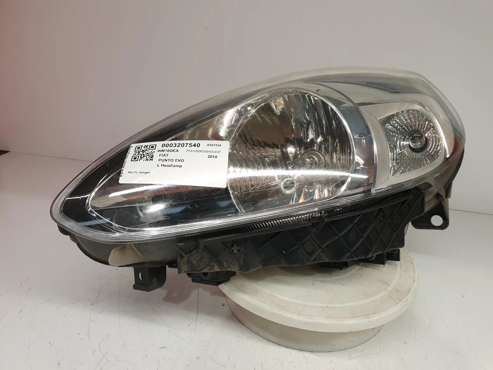 FIAT PUNTO EVO MK3 2010 HALOGEN LEFT HEADLIGHT HEADLAMP PASSENGER SIDE 51937145 - Imagem 1 de 4