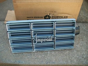 Nuevo de Lote Antiguo MoPar 1970 Imperial Faro Lateral Puerta - Imagen 1 de 2