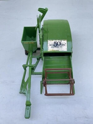 Ertl John Deere 1940 12A Combine 1/16 COLLECTORS ED 50th ANNIVERSARY No Box - Image 1 of 4