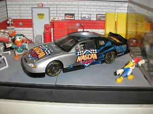 NO BOX ACTION 1/24 Nascar Cafe 2000 Millennium Mania Chevy Monte Carlo Free SHIP - Picture 1 of 5