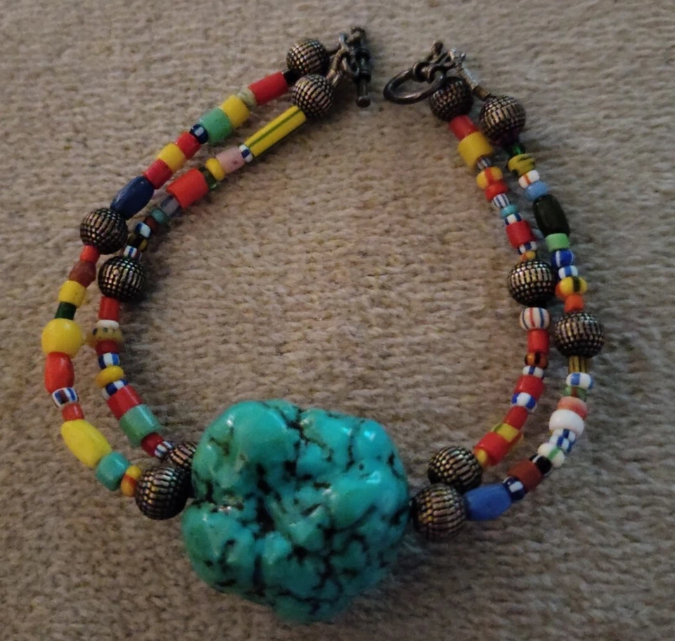 VINTAGE BOHO BLUE AMERICAN TURQUOISE NUGGET MULTI COLORED & SILVER BEADS  Foto 1 de 1