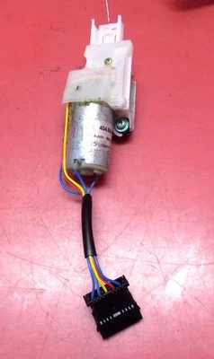 AUDI A8L D3 2004-2006 OEM DELANTERO IZQUIERDO LADO DEL CONDUCTOR AJUSTE DEL CINTURÓN MOTOR Foto 1 de 4