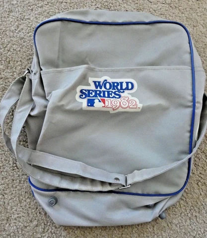 1982 - WORLD SERIES Bag -St. Louis CARDINALS / Milw BREWERS - Natural Light Beer Cover