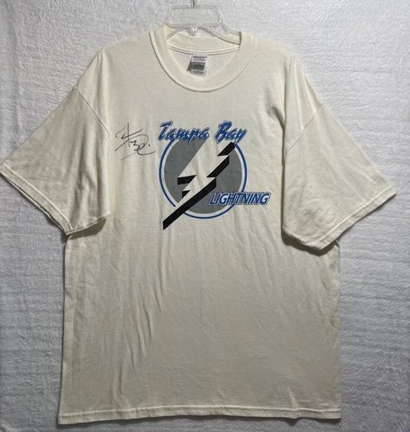 Tampa Bay Lightning Shirt Signed Gildan Mens XL Short Sleeve Crew Neck Hockey Cover