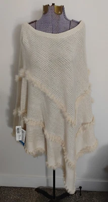 Poncho Herig Furs Chic Off White con ribete de piel real de lujo nuevo con etiquetas Foto 1 de 4