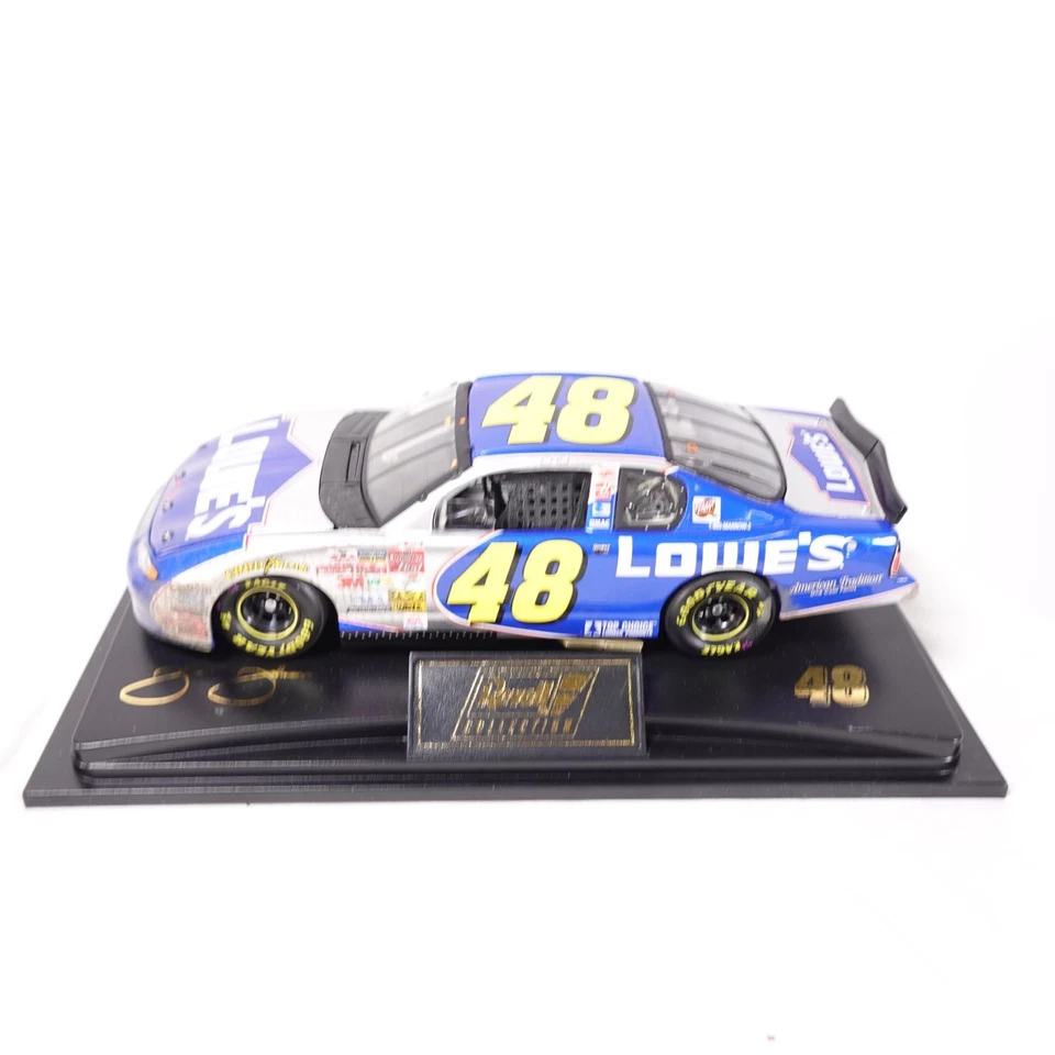 Nuevo coche fundido a presión Revell Jimmy Johnson #48 versión de carreras CA Speedway 28-04-2002 Foto 1 de 4