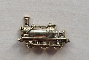 Vintage Locomotive Railway Train brooch pin badge - Picture 1 of 2