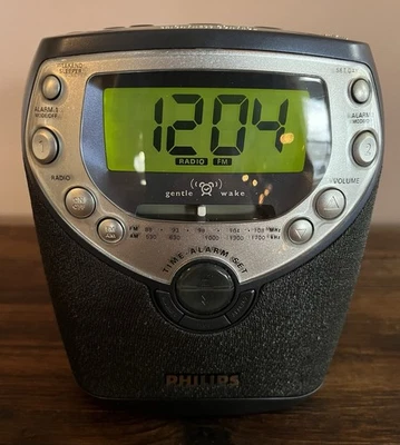 Philips AJ3951/17 CD-плеер часы радио с широкоугольным стерео и нежный будильник - Изображение 1 из 4