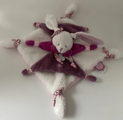 5675🌟Doudou et compagnie Plat Mouchoir lapin Rabbit blanc rose prune cerise - Photo 1/4