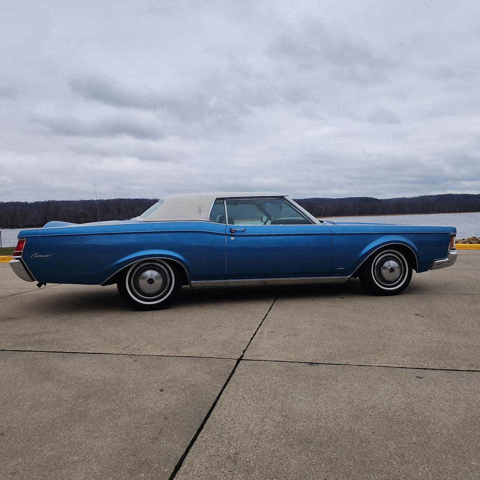 1971 Lincoln Continental  - Image 1 of 4