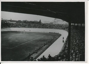 Parc des Princes c. 1930 - Cycliste Championnat du Monde - 23 - Picture 1 of 2