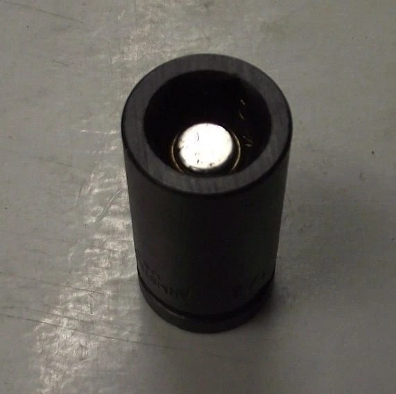 Armstrong 19-086 3/8" Drive 6 Point 1/2" Magnetic Power Socket USA - Image 1 of 1