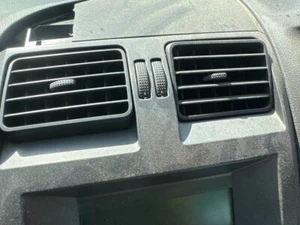 2003 Ford Ba Falcon Aircon Vents Front CENTRE #B489 - Picture 1 of 12