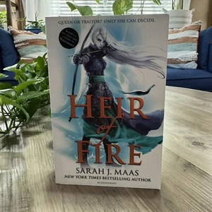 Heir of Fire WATERSTONES EXCLUSIVE by Sarah J. Maas UK Paperback Edition - Imagen 1 de 10
