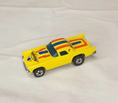 Hot Wheels '57 T-Bird With Porthole Top Hong Kong T Bird Redline Flying colors  - Image 1 of 4