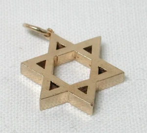 9ct Gold Star Of David Charm 1960's Vintage 23119A - Picture 1 of 3