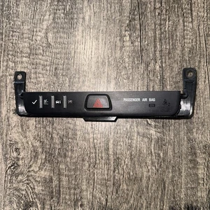 2013-2017 Traverse Enclave Acadia Center Hazard Warning Info Switch 23369962 OEM - Picture 1 of 3
