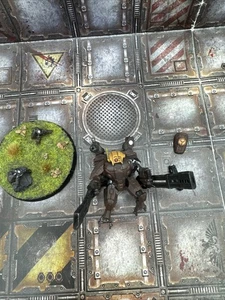 Warhammer 40K Tau XV88-2 Battlesuit Damaged OOP B8TT-20 - Picture 1 of 8