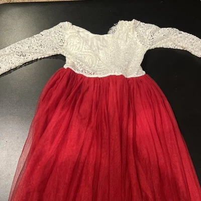 Vestido rojo con top de encaje blanco para niñas Foto 1 de 2