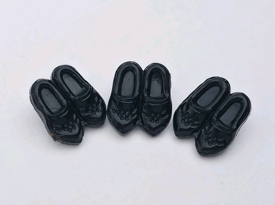Antique/Vintage Glass Buttons Pair Of Shoes Black Glass 3 Pcs 14mm - Image 1 of 4