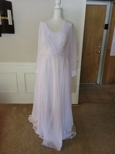 A-line V-Neck Floor-Length Chiffon Wedding Dress w/ Sequins Appliques Lace - Picture 1 of 6