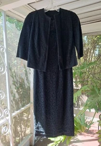 Abito vintage anni '50 nero in pizzo Chantilly XXX 00S necessita di restauro - Foto 1 di 19