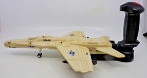 FLYING FIGHTERS - VFA131 FA 18 AVISPONES ESCUADRÓN TÁCTICO Flugzeug - Hasbro 1989 - Imagen 1 de 10
