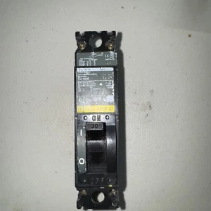 Interruptor de circuito cuadrado D FAL12030 30A 1P 120V tipo FAL 30 amperios 1 polo FAL-12030 - Imagen 1 de 5